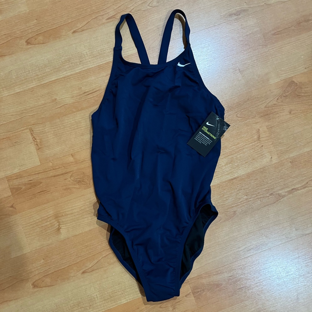 Nike Hydrastrong Solid Fastback Onepiece Swim One Piece - Navy Size 10
